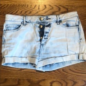 3/$30 Forever 21 mid rise jean shorts
